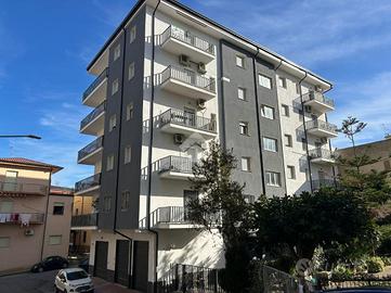 4 LOCALI A CORIGLIANO-ROSSANO