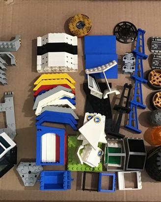VARI PEZZI LEGO