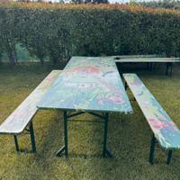 Tavoli con panche