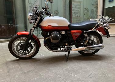 Moto Guzzi V7 750 Special 2012