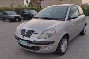 Lancia Ypsilon 1.2 16V Argento