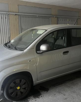 Fiat Panda 1.2 young 51 KW , meno di 54.000 km