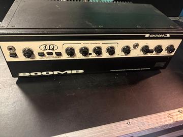 Testata per basso da 400watt rms