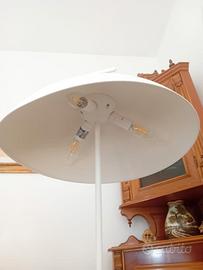 Lampada da terra Kartell