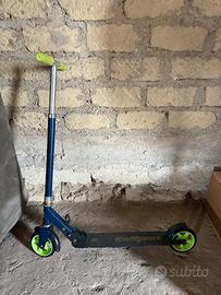 Monopattino pieghevole Mongoose