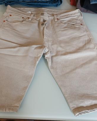 Levis corti usati