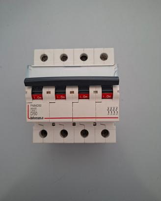 Magnetotermico 4 x 50 A - 6 KA BTICINO 