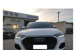 AUDI Q3 35 TFSI