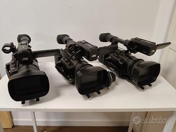 3 Telecamere 4K JVC GY-HC500 con Accessori