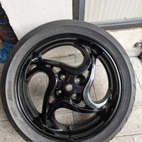 cerchio posteriore Honda cb1000r 2010 