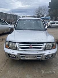 RICAMBI MUSO MOTORE MITSUBISHI PAJERO