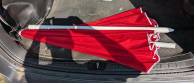 ombrellone spiaggia rosso