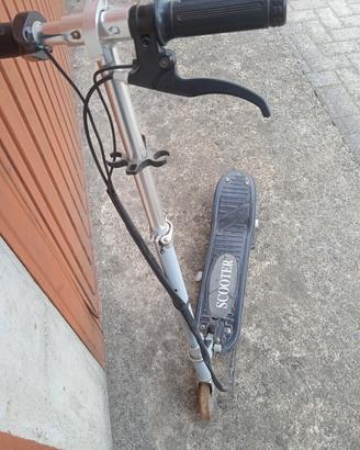 Monopattino elettrico per bambini 