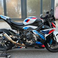 Bmw m1000 r