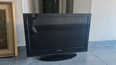  TV  Grundik 32 pollici nero