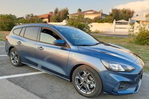 FORD Focus 1.0 Ecoboost Hybrid 125 CV SW - ST Line