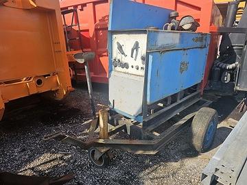 Motosaldatrice carrellata