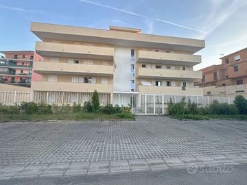 Melito, 2 Appartamenti con cortile