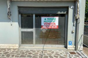 NEGOZIO A CARPI