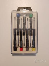 Set da 7 cacciaviti con testa a croce e piatta