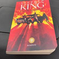 Libro Steven King “A Volte ritornano”