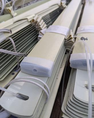 Stock 10 Tende Veneziane usate h160cm - Varie Larg