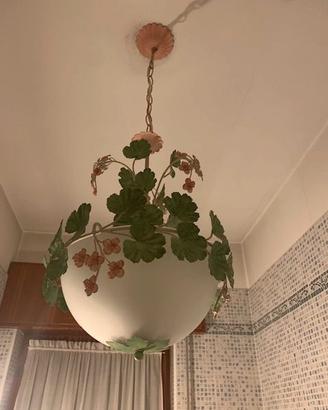 lampadario in ferro battuto e vetro dipinto a mano