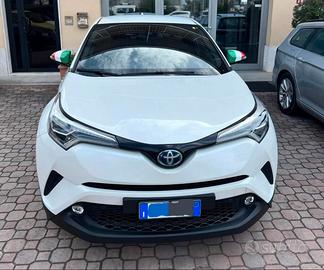TOYOTA CHR