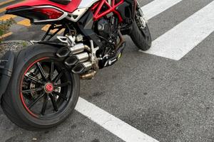 Mv agusta brutale dragster 800 del 2016