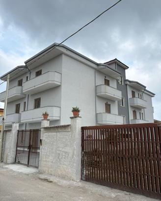 Rif 423 fronte villaggio coppola appartamenti p.au