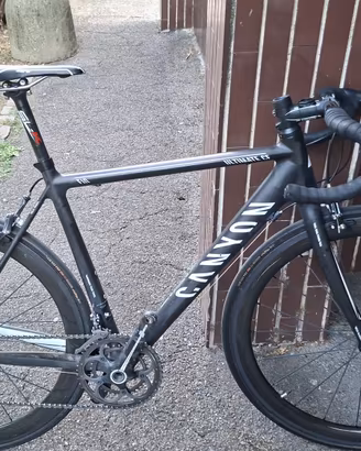 Canyon ultimate CF TG M 2012 full carbon Chorus