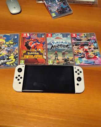 Nintendo Switch Oled più giochi 