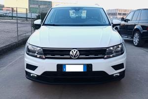 Volkswagen Tiguan 1.6 TDI 115cv Business - Uniprop