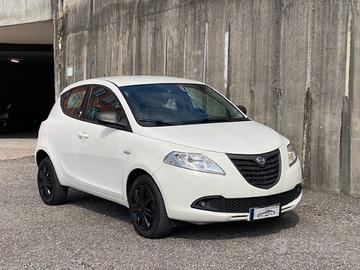 LANCIA Ypsilon 0.9 TwinAir 85 CV 5 porte Metano
