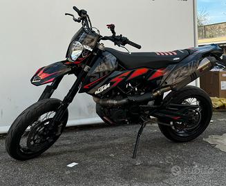 Ktm 690 smc 2010 per A2