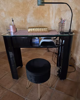 Tavolo x nail arr  con aspiratore