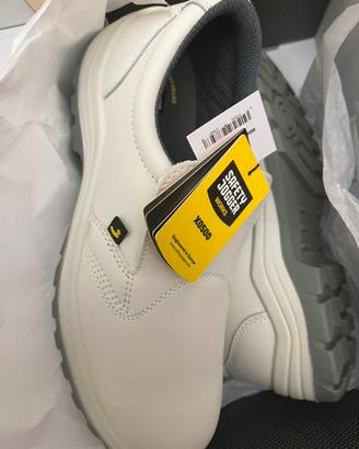 Scarpe antinfortunistiche per cucina