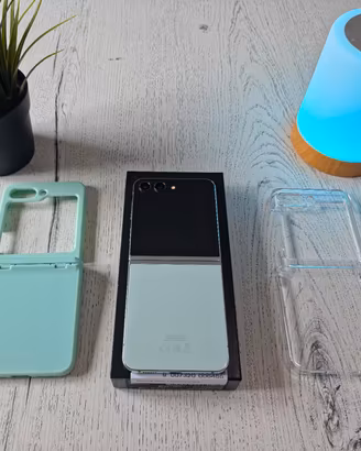 Samsung galaxy Z flip5