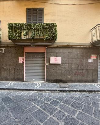 Negozi, zona Piazza Cirillo (CASORIA)