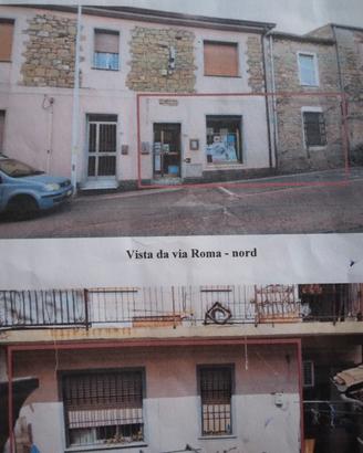 Edificio su strada principale
