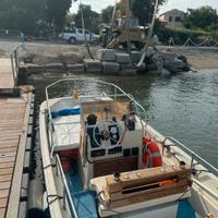 Boston Whaler 17 – | Pacchetto completo