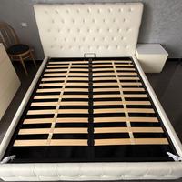 Letto matrimoniale con contenitore