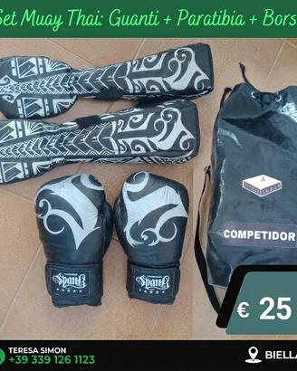 Set Muay Thai: Guanti + Paratibia + Borsa