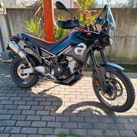 Aprilia tuareg 660 