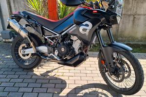 Aprilia tuareg 660 