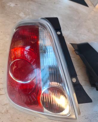 fari posteriori fiat 500