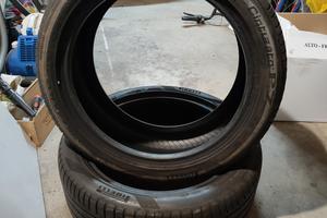 Pneumatici Pirelli 