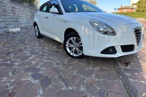 Alfa Romeo Giulietta 2.0 JTDm-2 140 CV Distinctive