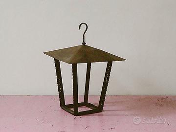 Struttura lanterna in ferro, modernariato