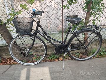 Bicicletta da donna classica completissima 